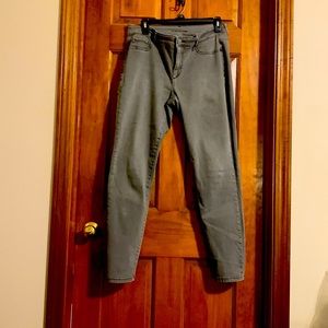 Maurices gray skinny jeans, lightly worn. Soft material.